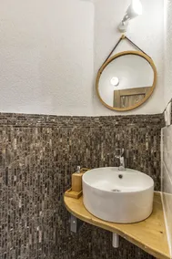 House Villa Getaway - Image 4