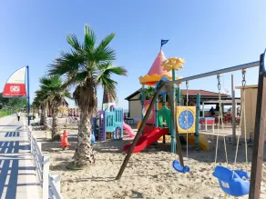Smuk lejlighed for 4 personer med klimaanlæg, pool, internet, TV, terrasse og kæledyr tilladt - Image 3