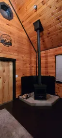Unique Secluded Cabin with Loft on Classified Forest - Image 2