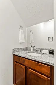 3 Adjacent Homes | Near The Village | Sleeps 18 - Image 4