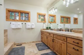 Ein luxuriöser Rückzugsort!  Perfekt für Familien und Gruppen, mit viel Platz zum Entspannen! - Image 3