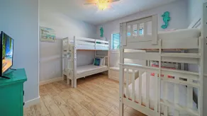 Mustang Royale by Avantstay Port A Beachside Oasis Pond Views + Pool + Boardwalk Access - Image 4