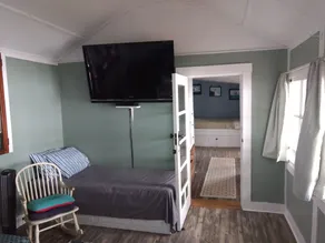 Malerisk sommerhus på vandet - Image 2