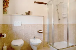 Ferienwohnung 'Glicine' in Piemont, mit Gemeinschaftspool, Garten und Sauna - Image 5