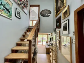 Private Contemporary Artist's Tree House on two acres with perennial gardens.  - Image 2