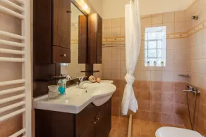 Appartement convivial et familial avec internet haut débit, jardin et barbecue | Vue montagne - Image 4