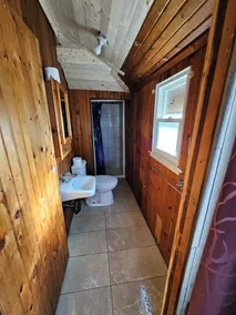 Newly Renovated 2 Bedroom Cabin - Sandy Beach/Firepit/Boating & More - Image 2
