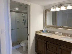 Beautiful gated condo with private beach access. - Image 4