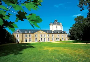 Appartement dans un Monument Historique avec Cuisine Equipée | Accès Piscine saisonnière - Image 5