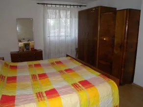 Holiday flat with balcony and barbecue facilities - Image 4
