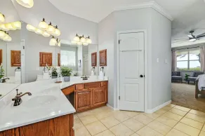 `Oak Hollow`- 40 Acre Country Escape w/ Pool, Sauna, Pet-Friendly! - Image 5