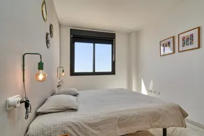 2-bedroom apartment with seaview - Image 4