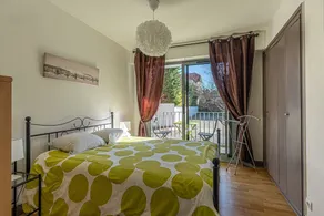 Holiday Apartment \"Appartement vue mer Arcachon\" with Sea View, Balcony & Wi-Fi - Image 3