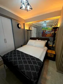 El Pantheon Guest House & Apartments - Image 5