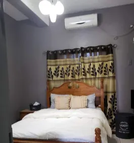 Lovely One Bedroom apartment with free parking. - Image 5