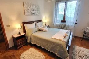 \"Chalet\" i bergsstil, fantastisk udsigt, egen pool, gå  til restauranter, WIFI - Image 4