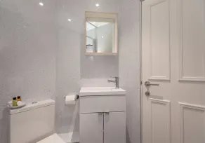 Superb 1 bedroom + sofabed on the famous Royal Mile, 150 metres to Edinburgh Castle - Image 3
