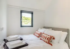 2 bedroom accommodation in Halling - Image 5