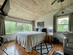 Ridge Top Cabin minutes away from Buffalo National River with privacy and views. - Image 4