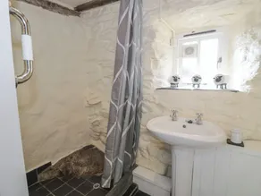Old Ty'n Y Wern - Image 3