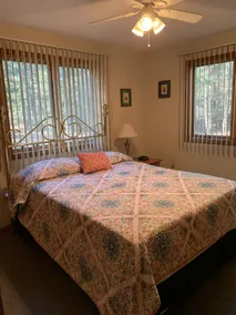 Luksus, rummelige, 4 BR Chalet - minutter til stranden, Pool, Skiløb-ski sæson nytte - Image 3