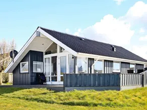 4 person holiday home in Lemvig-By Traum - Image 5