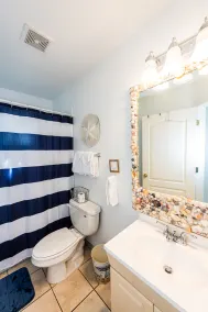 PRIVATE POOL! Heated pool. Sunset Views, Boat Parking, Clean & Tidy! Pets ok - Image 3