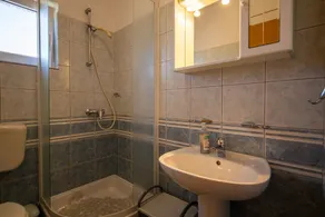 Apartments Den - Image 4