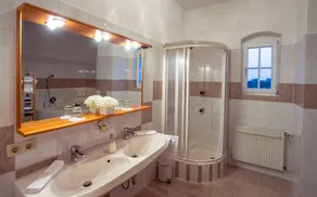 Exclusive Castle Apartment - 170m² pure luxury - near Bad Blumau & Loipersdorf - Image 2