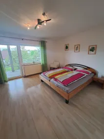 Vacation apartment with large balcony, 2km west of the Ammersee, in a quiet location. - Image 4