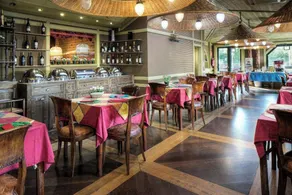 Colony Hotel - Image 3