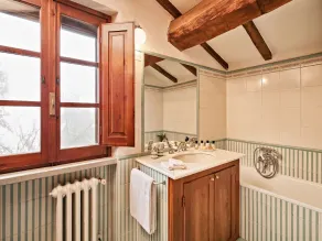 Unique Country House in an old Hamlet - Image 5