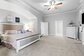 Local Owned Historic Pope House: BRBNTrail FunZone! 3900sqft! Hottub! GAMEROOM! - Image 5