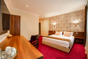Best accomodation at 800m to Bucharest Old Town - Image 5