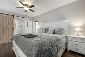 Cape Vista Getaway! Heated pool home minutes away from Anna Maria with grill! - Image 3