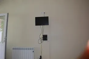 QUIET DOWNTOWN APARTMENT - Image 2