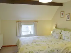 2 bedroom accommodation in Ilam, near Ashbourne - Image 4