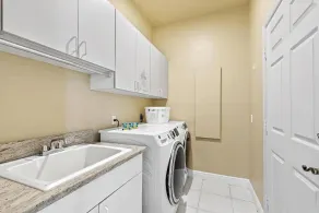 Mile From Beach Access, Spacious and Redone, Heated Pool - Image 2
