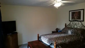 Best deal around! 99/night! - Image 2