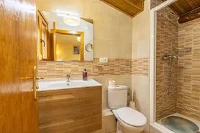Holiday Home 'Teule 2' with Mountain View, Shared Pool and Wi-Fi - Image 2