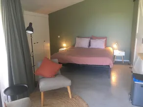 Romantic studio apartment with unobstructed view and near the beach, dunes, Amsterdam. - Image 4