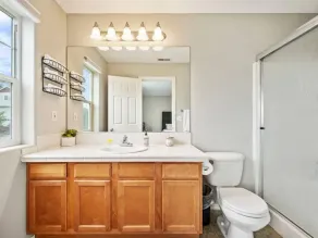 Troutdale Treasure - Spacious 3BR, 3 Bath Home near Edgefield - Image 2