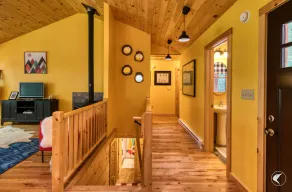Serene and Secluded Lakefront Cabin on Stickney - Image 3