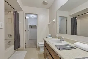 Housepitality - The Gahanna Hideaway - Image 4