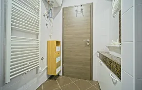 2 Bedroom Beach Front Home In Kraj Donji - Image 5