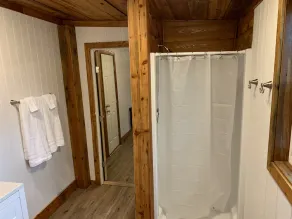Stille kahyt minutter væk fra fiskeri i verdensklasse - Image 5
