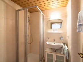 Beautiful holiday home close to the ski resort - Image 2