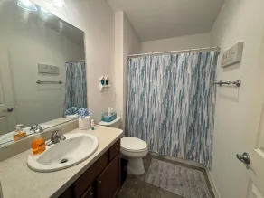 Cozy 2 Bdrm / 2 ba Animaux acceptés Villa avec WiFi gratuit !! - Image 5