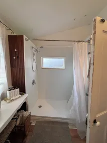 Vintage House, Cottage & Bunk - À pied de Schlitterbahn / Comal River - Image 3