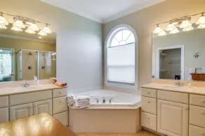 4 Mi to Fenwick Island: Home w/ Pool Access & Deck - Image 3